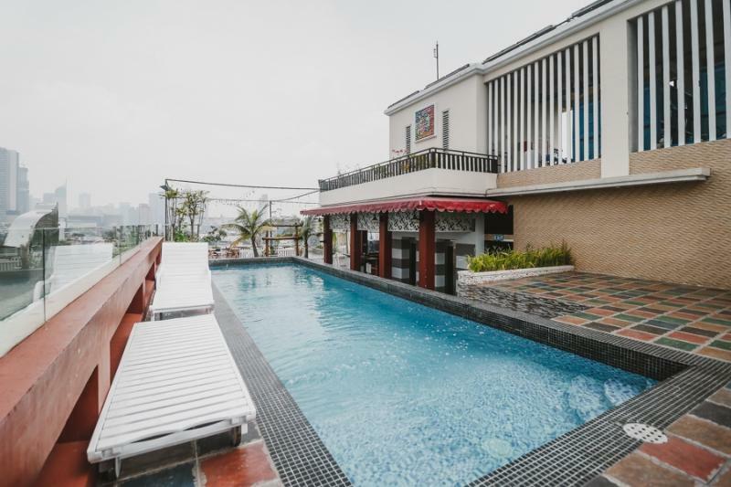 Hotel Reddoorz Premium @ Thamrin Kebon Sirih Yakarta Exterior foto